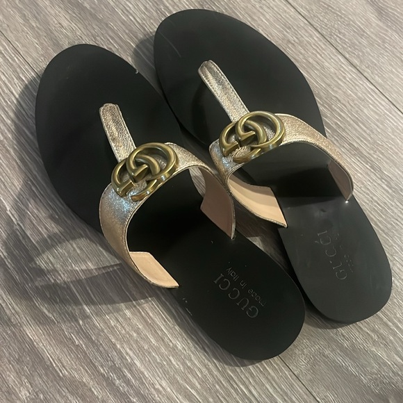 Gucci Marmont Thong Flip Flops - Picture 1 of 8